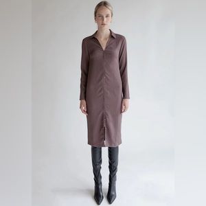 Oak + Fort Crinkle Midi Dress